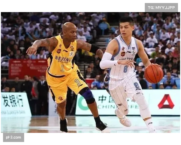 陈盈骏场均19.3分4.8助攻 北京首钢本土核心担当 陈盈骏场均19.3分4.8助攻 北京首钢本土核心担当