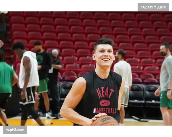 希罗9次助攻串联全队进攻 热火第二阵容体系拥有完整战术层次